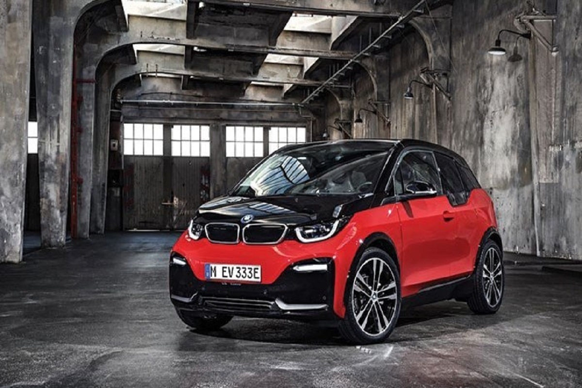 بررسی میزان مسافت پیمایش واقعی خودرو برقی دست دوم