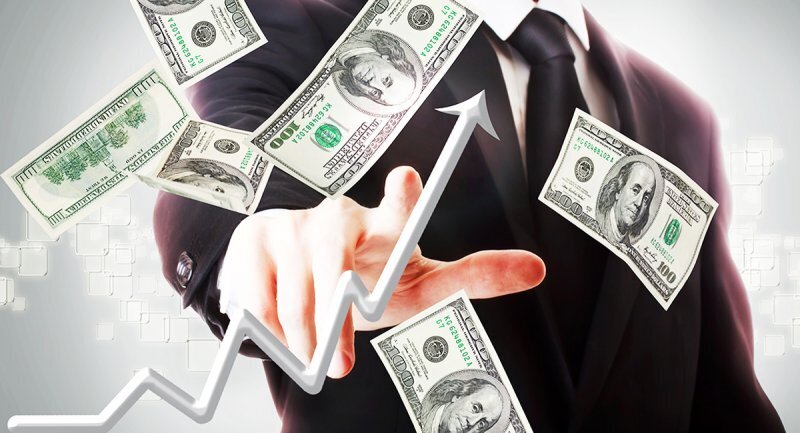 دلار بالا می‌رود یا پایین؟