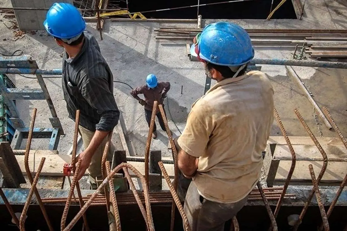 شکاف بزرگ میان عیدی کارگران و کارمندان