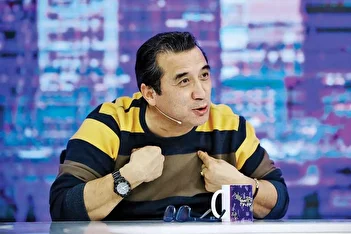 واکنش تند خداداد عزیزی در دفاع از خود