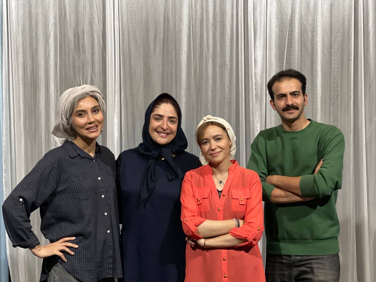 افسانه پرِ طلایی