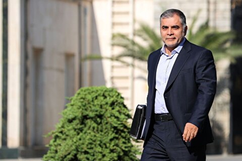 چرا شایعه استعفای وزیر نفت داغ شد؟