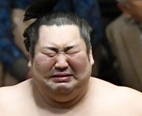 مسابقه عجیب گریه کردن در چین