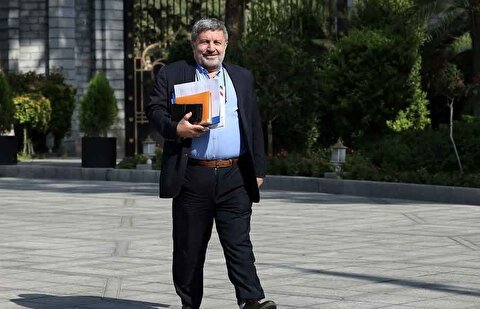 رهبری درباره موضوع حجاب به دولت دستوراتی داده‌اند / دولت به روش‌های شکست خورده‌ای مثل گشت ارشاد و حجاب بان برنمی‌گردد