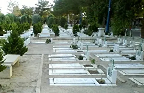 آغاز مرحله تولید سنگ قبر سخنگو در ایران